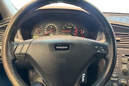 Musta Volvo S60 2001 kuva 7.