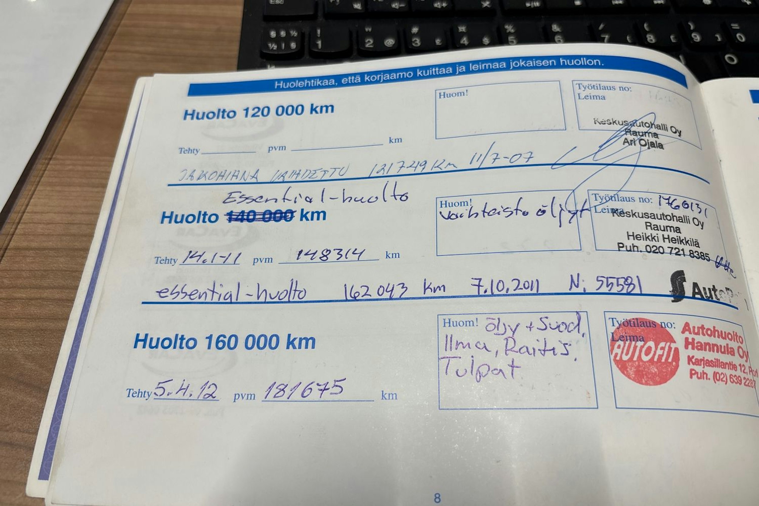 punainen Volvo S60 2002 kuva 21.