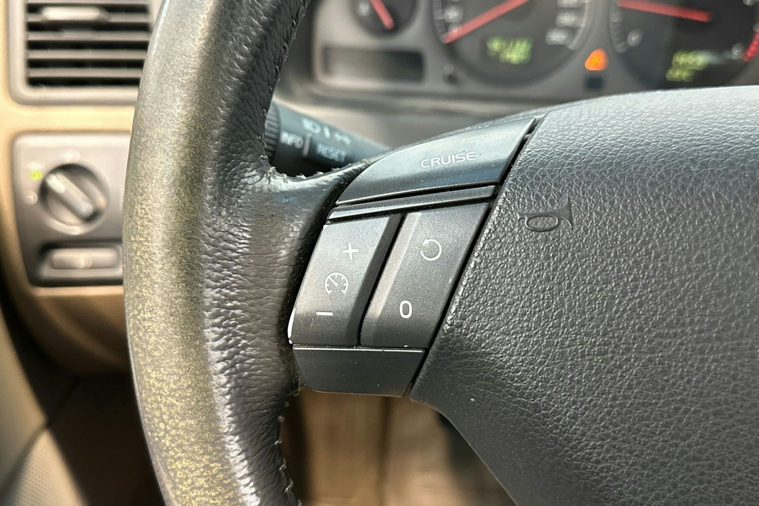 Musta Volvo S60 2002 kuva 18.