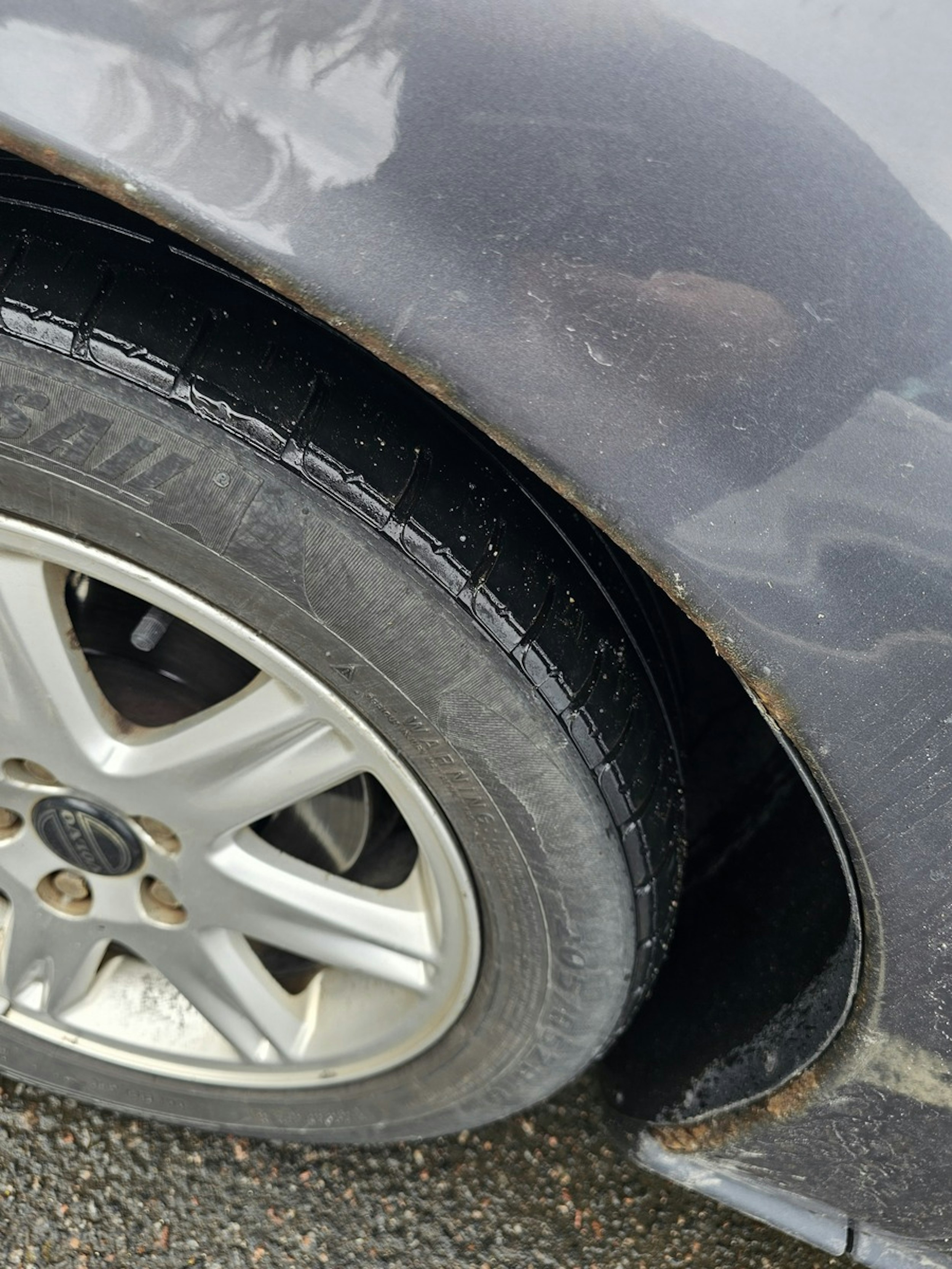 Harmaa Volvo S60 2003 kuva 8.
