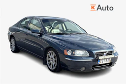 sininen Volvo S60 2005 kuva 1.