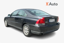 musta Volvo S60 2006 kuva 2.