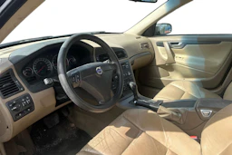 musta Volvo S60 2006 kuva 3.