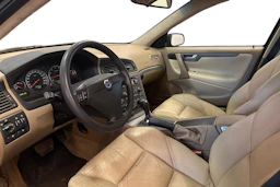 musta Volvo S60 2006 kuva 8.