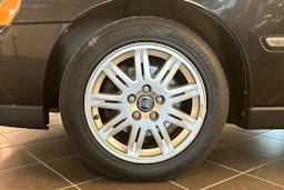 musta Volvo S60 2006 kuva 13.