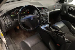 harmaa Volvo S60 2006 kuva 6.