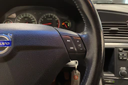 harmaa Volvo S60 2006 kuva 17.
