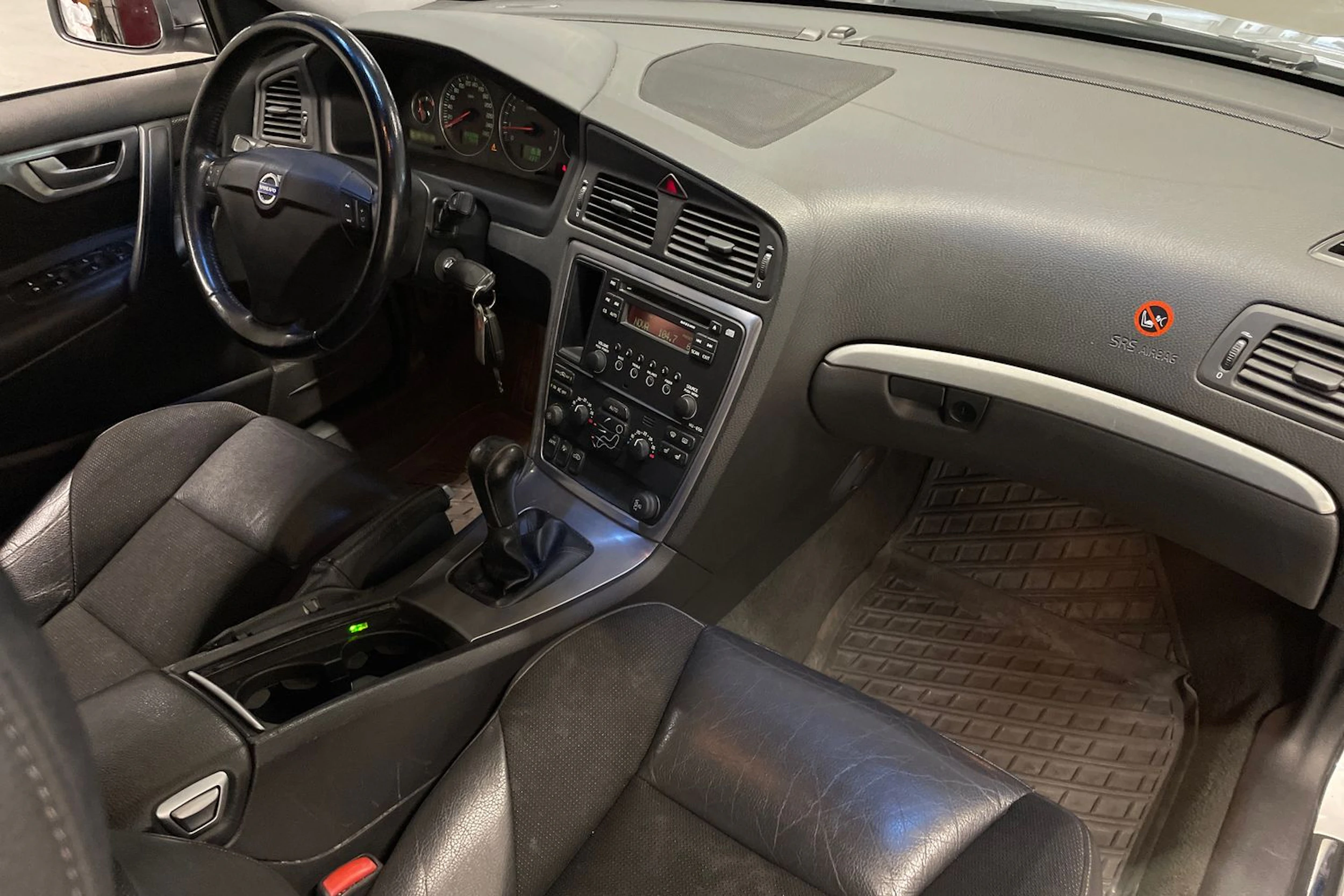 harmaa Volvo S60 2006 kuva 20.