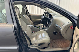 harmaa Volvo S60 2006 kuva 16.