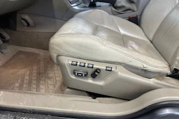 harmaa Volvo S60 2006 kuva 18.