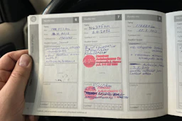 harmaa Volvo S60 2006 kuva 26.