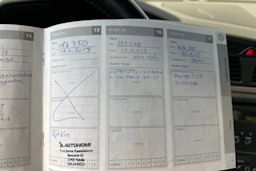 harmaa Volvo S60 2006 kuva 29.