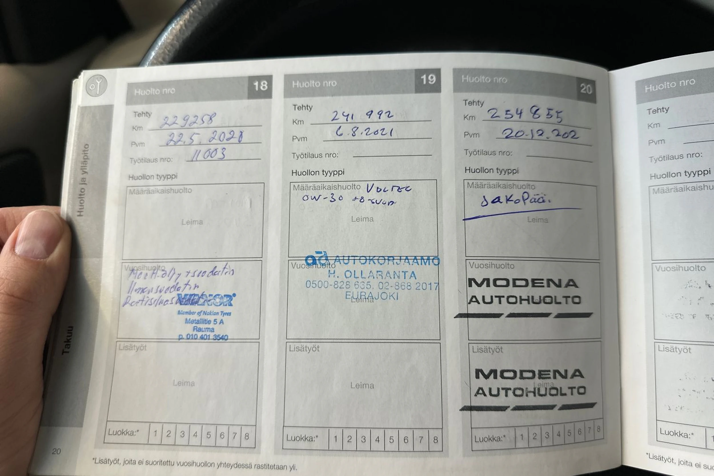 harmaa Volvo S60 2006 kuva 30.