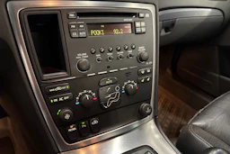 punainen Volvo S60 2007 kuva 19.