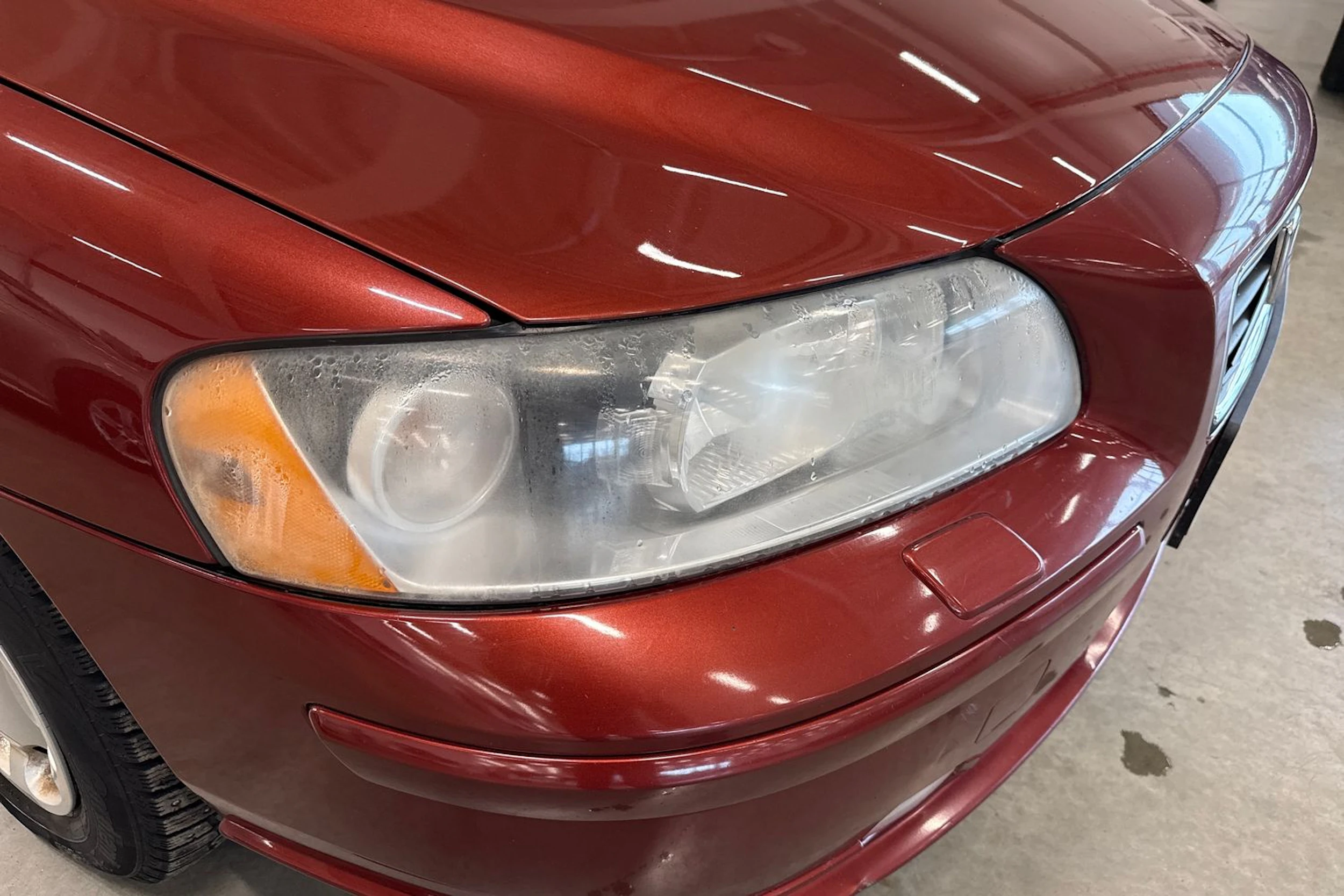 punainen Volvo S60 2007 kuva 26.