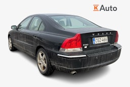 Musta Volvo S60 2008 kuva 2.