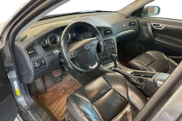 Harmaa Volvo S60 2008 kuva 6.