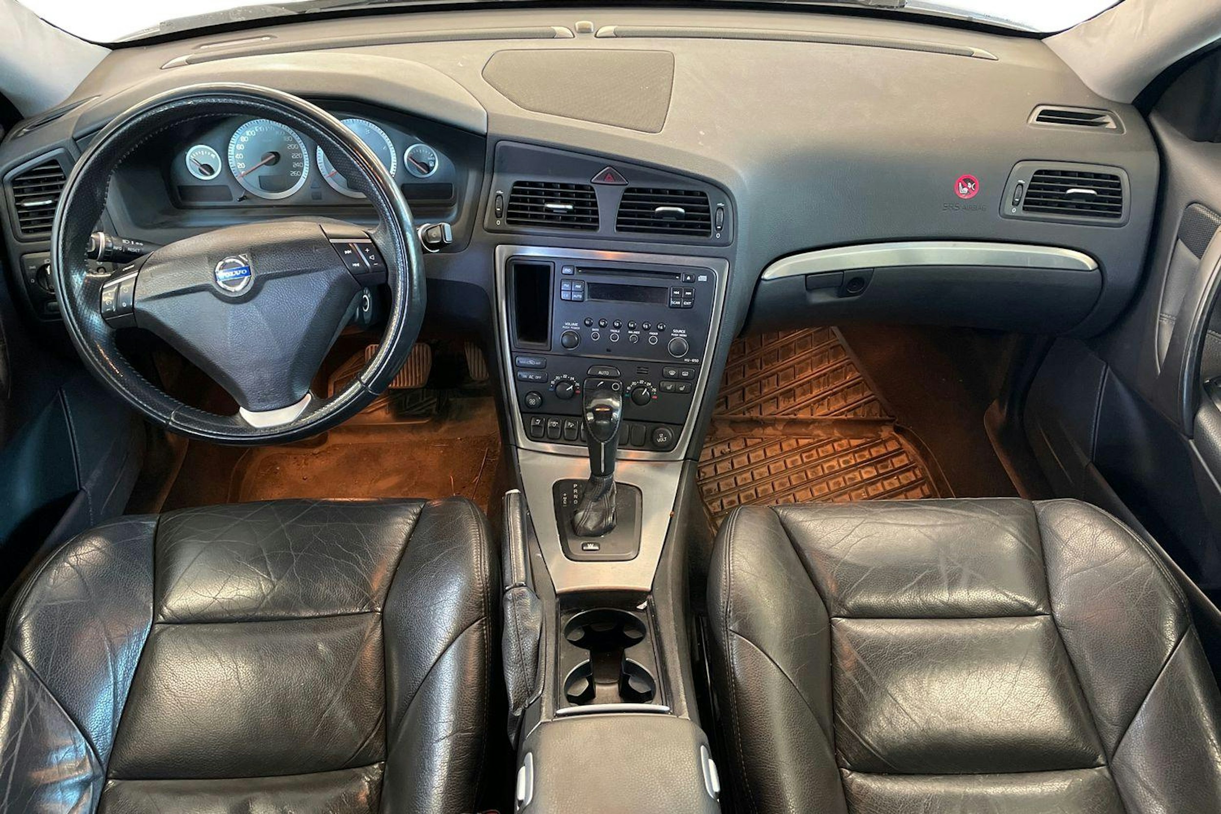 Harmaa Volvo S60 2008 kuva 7.