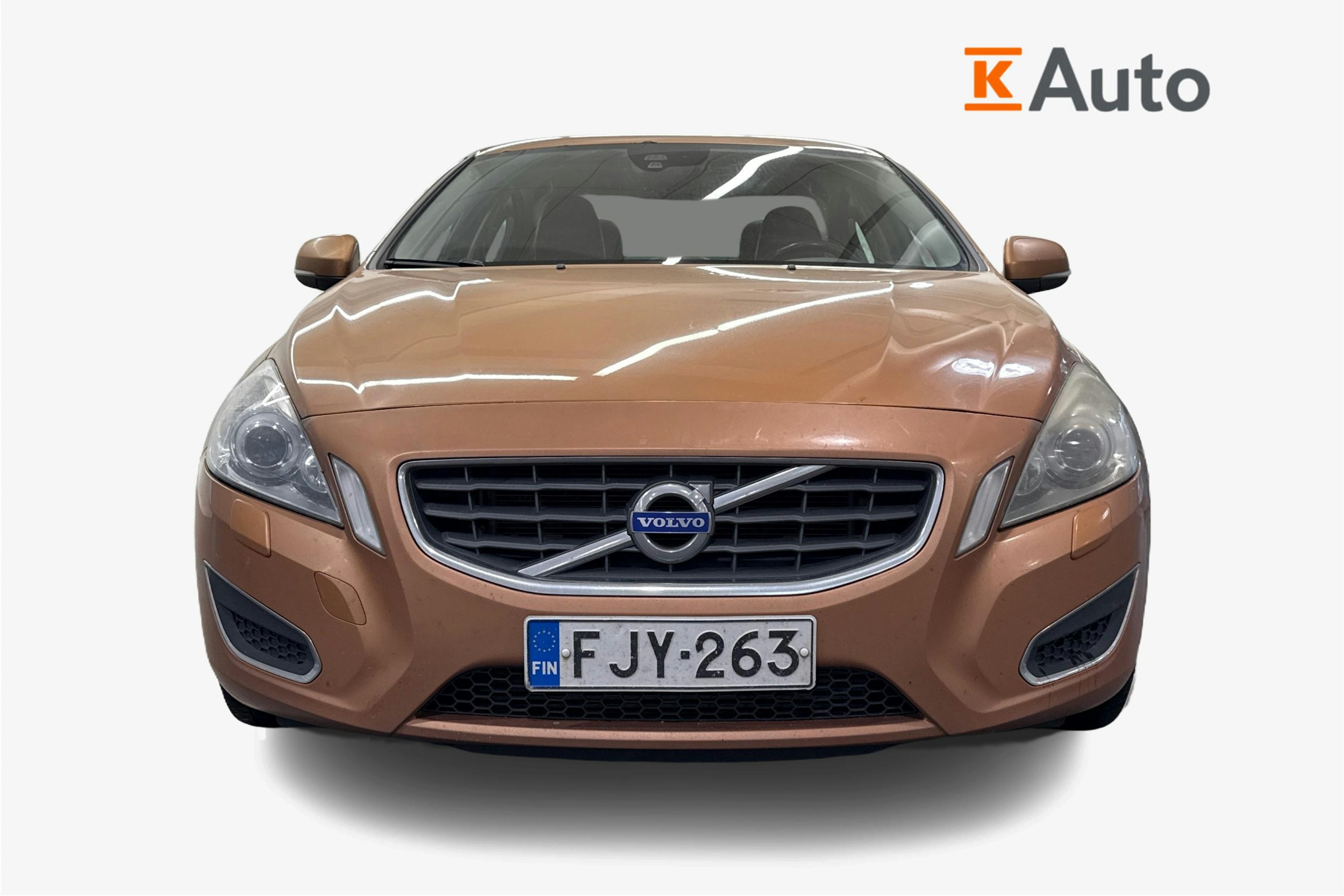 oranssi Volvo S60 2010 kuva 4.