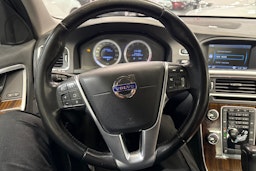 oranssi Volvo S60 2010 kuva 12.