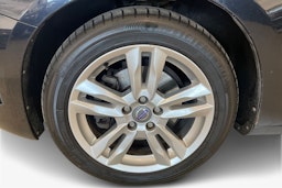 musta Volvo S60 2010 kuva 11.