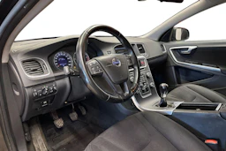 musta Volvo S60 2011 kuva 8.