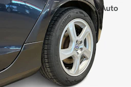 musta Volvo S60 2011 kuva 12.