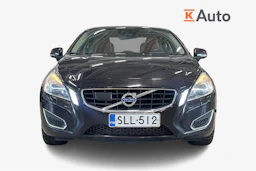 musta Volvo S60 2010 kuva 4.
