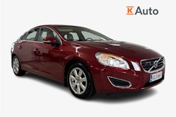 Punainen Volvo S60 2010 kuva 1.