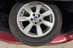 Punainen Volvo S60 2010 kuva 10.