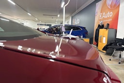 Punainen Volvo S60 2010 kuva 21.