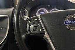 Punainen Volvo S60 2010 kuva 26.