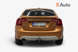 oranssi Volvo S60 2010 kuva 4.