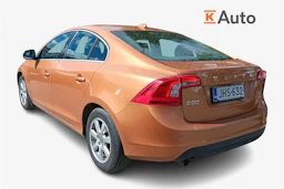 oranssi Volvo S60 2011 kuva 2.