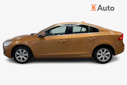 oranssi Volvo S60 2011 kuva 7.