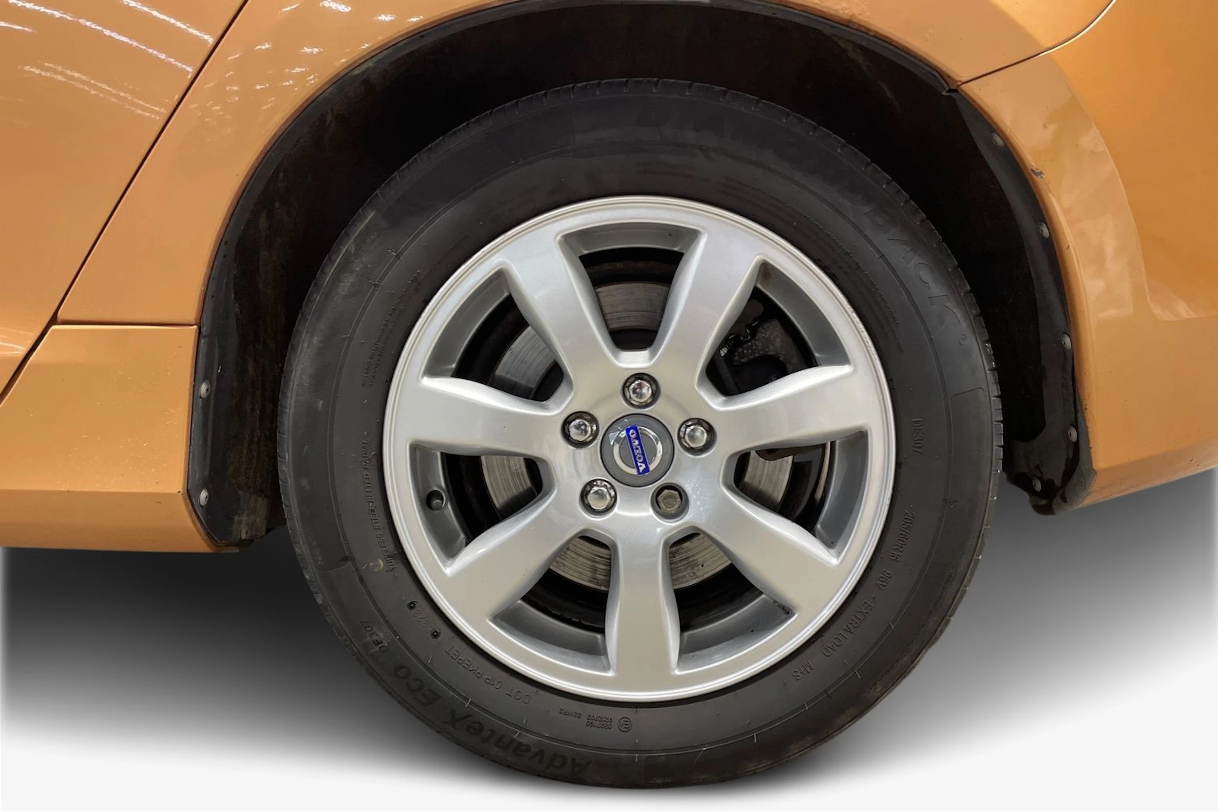 oranssi Volvo S60 2011 kuva 12.
