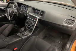 oranssi Volvo S60 2011 kuva 24.