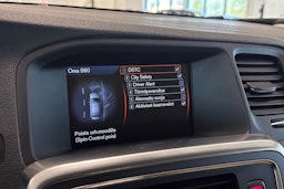 oranssi Volvo S60 2011 kuva 21.