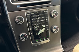 oranssi Volvo S60 2011 kuva 22.