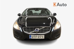 musta Volvo S60 2011 kuva 5.