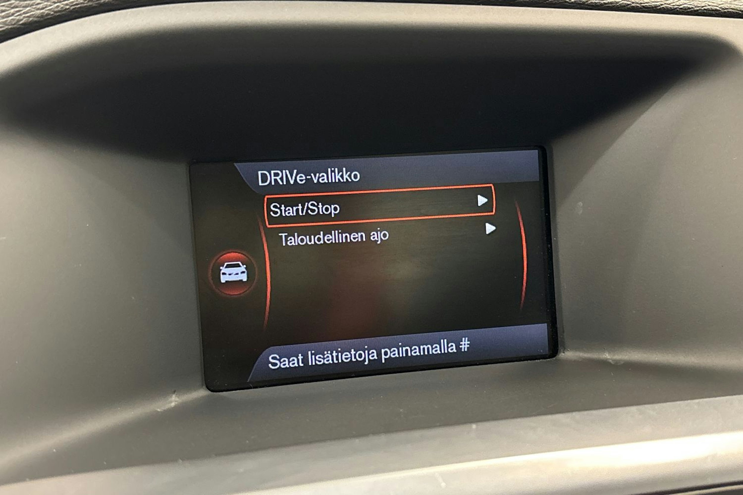 musta Volvo S60 2011 kuva 24.