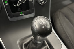 musta Volvo S60 2011 kuva 27.