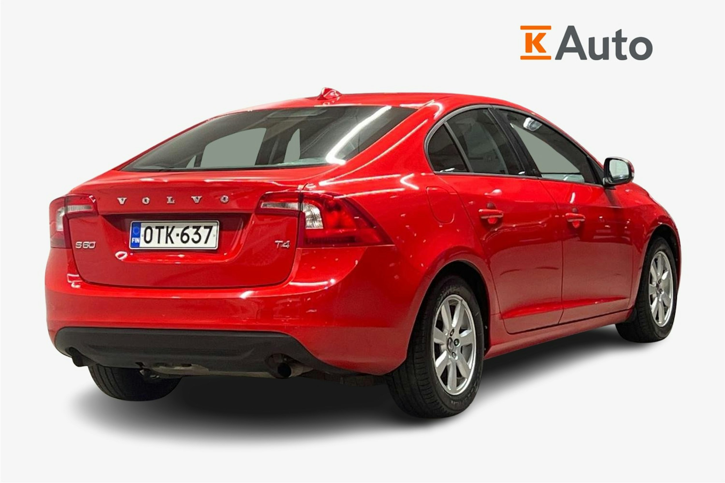 Punainen Volvo S60 2012 kuva 2.