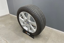 Valkoinen Volvo S60 2013 kuva 11.