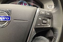 Valkoinen Volvo S60 2013 kuva 18.