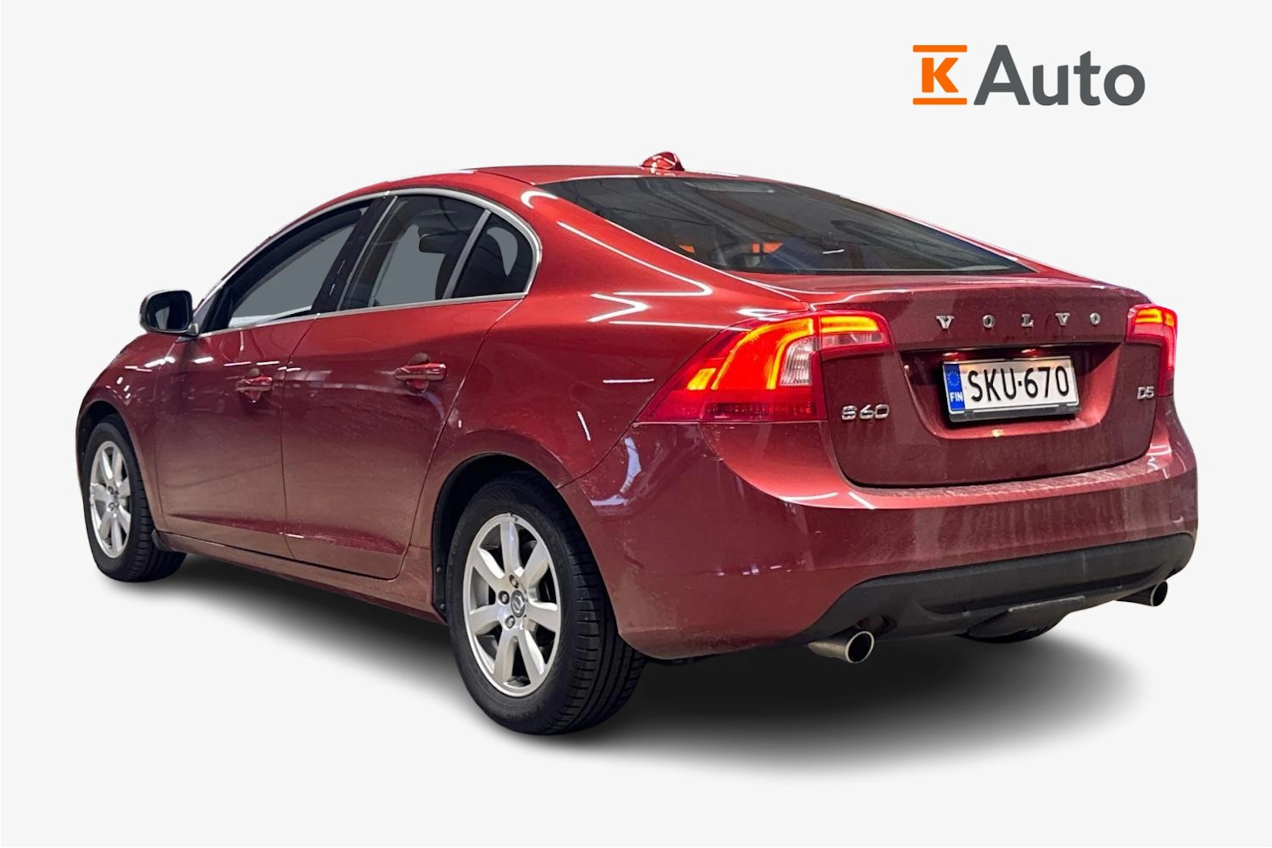 punainen Volvo S60 2013 kuva 2.