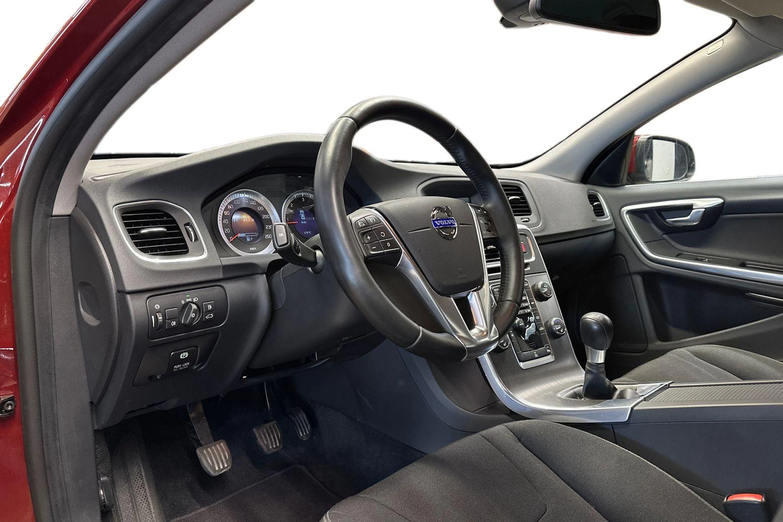 punainen Volvo S60 2013 kuva 6.