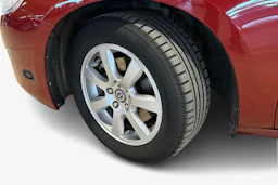 punainen Volvo S60 2013 kuva 9.