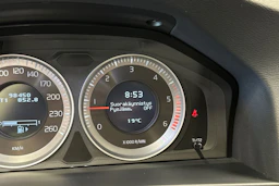 punainen Volvo S60 2013 kuva 20.