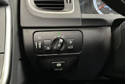 punainen Volvo S60 2013 kuva 23.